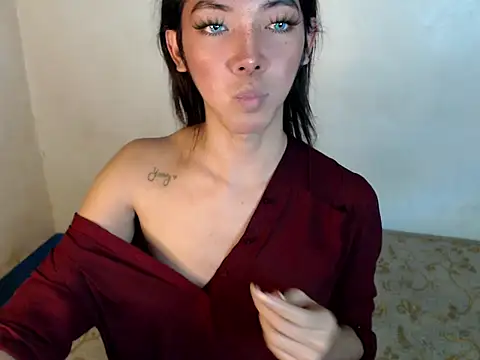 Snapshot of perly_169 chatting on 03/22/25, 07:09 perly 169 online show from 03/22/25, 07:09