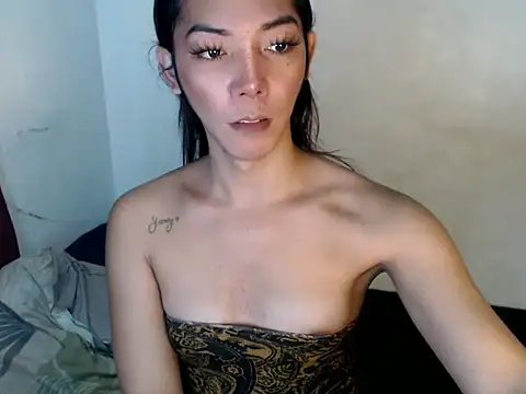 Snapshot of perly_169 chatting on 09/27/25, 04:50 perly 169 online show from 09/27/25, 04:50