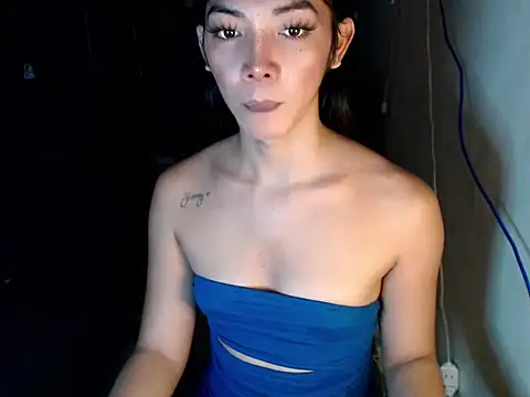 Snapshot of perly_169 chatting on 10/04/25, 07:39 perly 169 online show from 10/04/25, 07:39