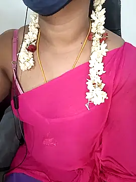 Tamil-hotwife online show from 10/09/25, 09:51