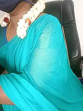 Tamil-hotwife online show from 10/17/25, 04:26