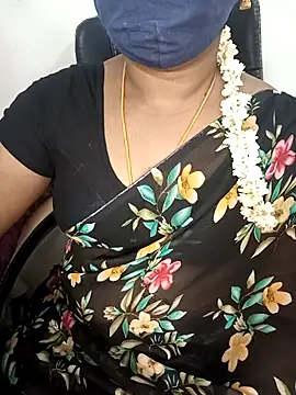 Tamil-hotwife online show from 10/26/25, 04:13