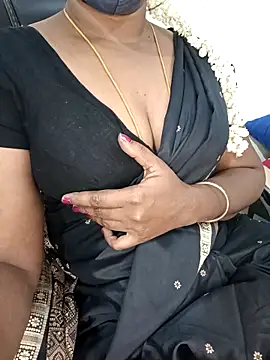 Tamil-hotwife online show from 02/19/26, 06:59