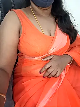 Tamil-hotwife online show from 02/23/26, 04:43