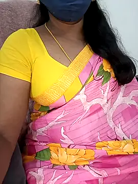 Tamil-hotwife online show from 02/27/26, 05:57