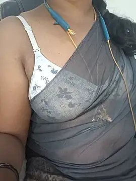Snapshot of Tamil-hotwife chatting on 07/01/26, 08:38 Tamil-hotwife online show from 07/01/26, 08:38