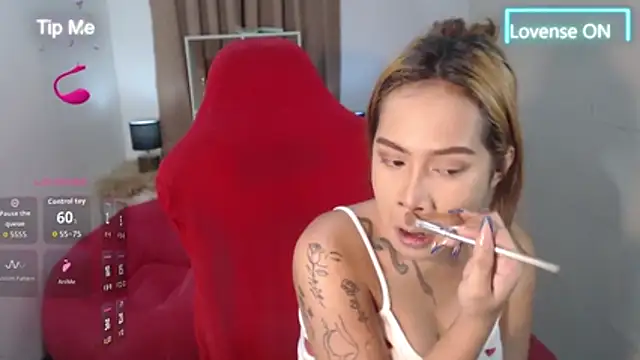 FrancineGarcia online show from 11/24/25, 01:11