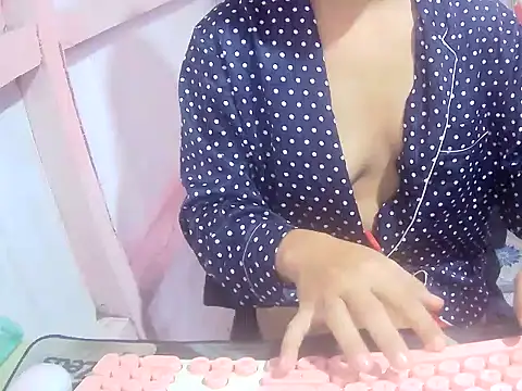 Snapshot of WildAss_18 chatting on 02/18/25, 11:08 WildAss 18 online show from 02/18/25, 11:08