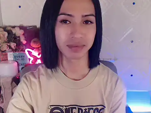 Snapshot of Lemonadexxx chatting on 02/25/25, 12:45 Lemonadexxx online show from 02/25/25, 12:45