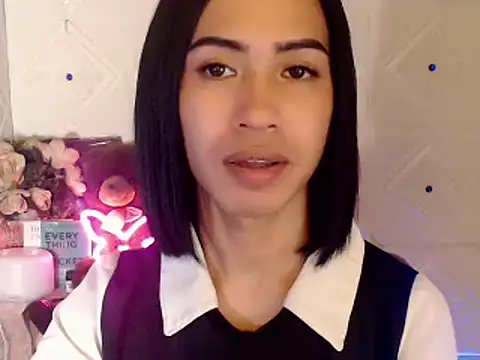 Snapshot of Lemonadexxx chatting on 03/01/25, 11:28 Lemonadexxx online show from 03/01/25, 11:28