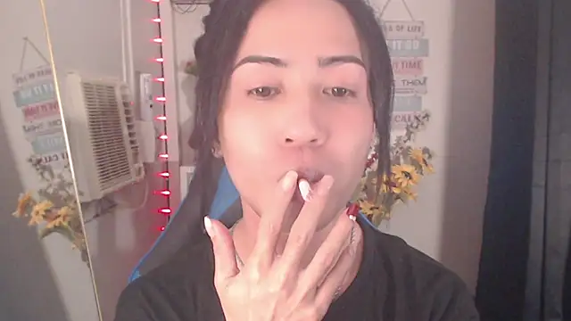 Lemonadexxx online show from 12/17/25, 05:02