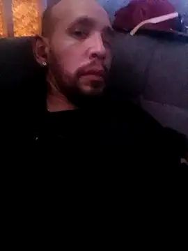 Snapshot of mrbigone45 chatting on 10/23/25, 05:51 mrbigone45 online show from 10/23/25, 05:51