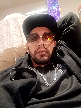 Snapshot of mrbigone45 chatting on 03/12/26, 07:25 mrbigone45 online show from 03/12/26, 07:25