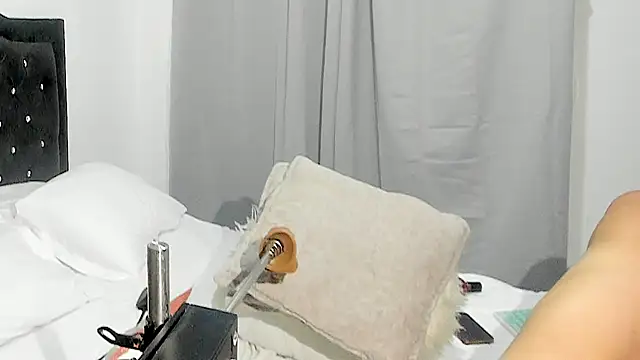 AlyssonKim online show from 12/05/24, 11:16