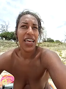 Goldenlace online show from 12/30/24, 01:15