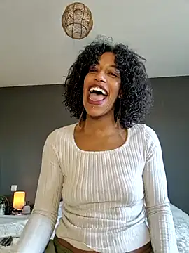 Goldenlace online show from 02/14/25, 10:49