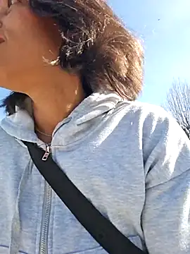 Goldenlace online show from 02/26/25, 02:25