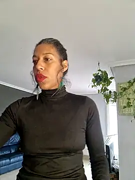 Goldenlace online show from 11/21/25, 11:20