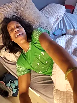 Goldenlace online show from 12/14/25, 07:58