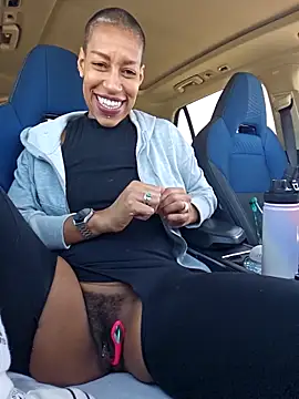 Snapshot of Goldenlace chatting on 03/16/26, 11:14 Goldenlace online show from 03/16/26, 11:14