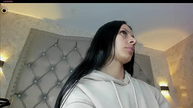 karlyn angels online show from 12/23/24, 06:58