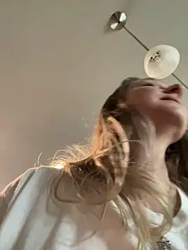 Vivian MayXxX online show from 12/07/24, 08:38