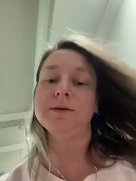 Vivian MayXxX online show from 12/14/24, 04:34