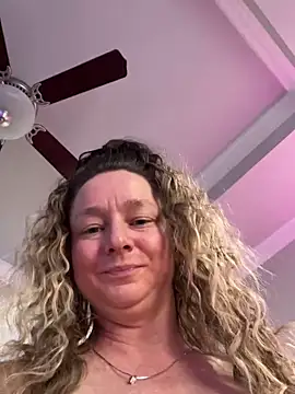 Vivian MayXxX online show from 02/02/25, 10:49