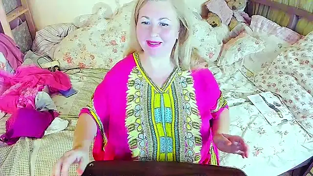 BustyDonnaSexyy online show from 10/14/25, 07:47