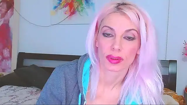 HoneyLara online show from 02/23/25, 02:18