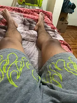 Snapshot of stuard-19 chatting on 01/18/26, 05:33 stuard-19 online show from 01/18/26, 05:33