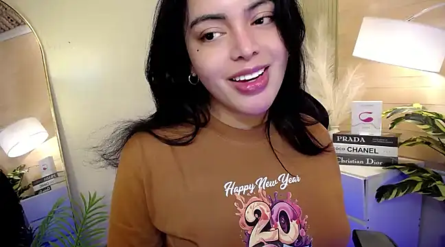 HotstuffCherrySummer online show from 01/01/25, 12:11