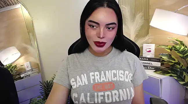 HotstuffCherrySummer online show from 02/01/25, 05:07