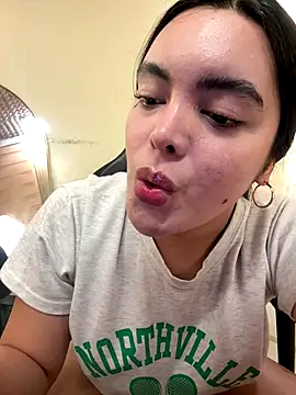 HotstuffCherrySummer online show from 10/28/25, 08:07