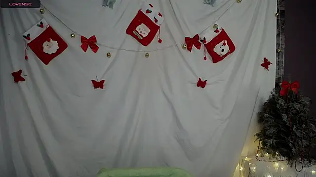 MaryEm976 online show from 12/22/24, 09:00