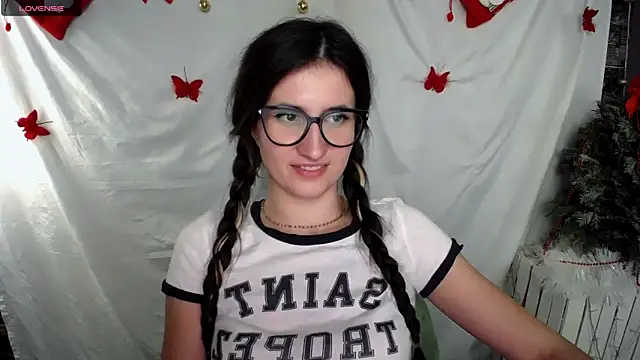 MaryEm976 online show from 01/03/25, 03:01