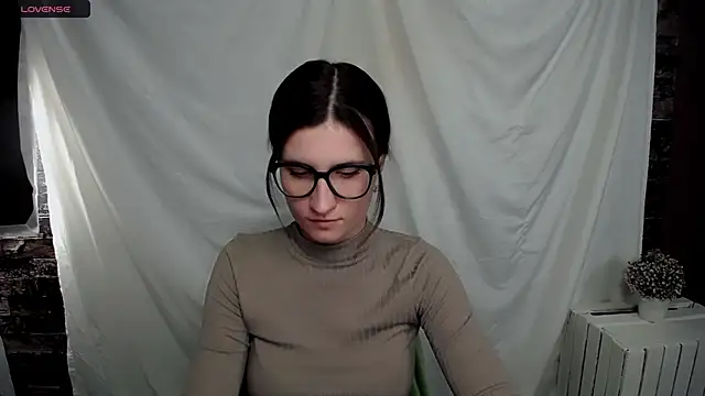 MaryEm976 online show from 01/26/25, 10:34