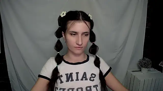 MaryEm976 online show from 02/02/25, 08:02