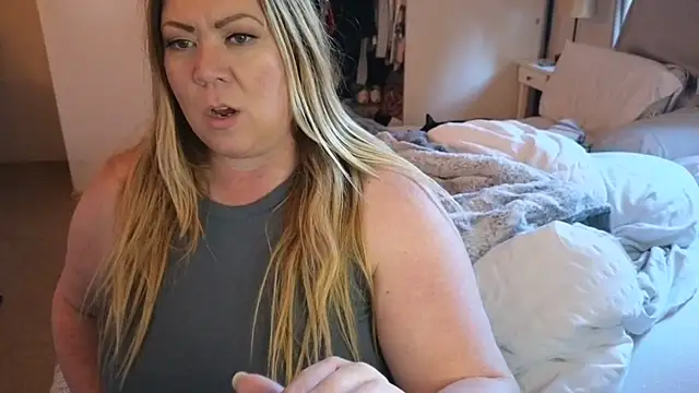 JESS LOVES online show from 01/27/25, 11:00