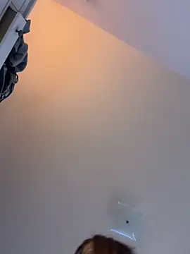 Snapshot of JESS_LOVES chatting on 11/30/25, 04:33 JESS LOVES online show from 11/30/25, 04:33