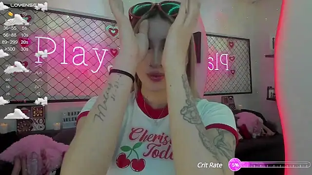 Snapshot of Atenea_Klett_ chatting on 02/14/25, 01:08 Atenea Klett  online show from 02/14/25, 01:08