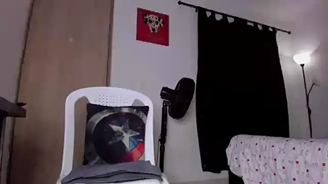 Cloudy pigDude online show from 04/26/26, 04:10