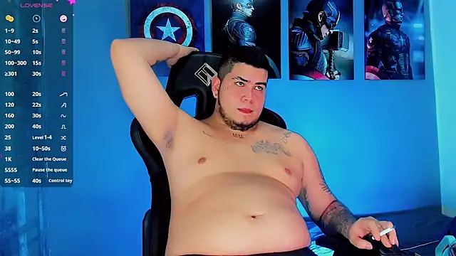 Snapshot of Thomas_chubbyxhot chatting on 03/20/25, 12:53 Thomas chubbyxhot online show from 03/20/25, 12:53