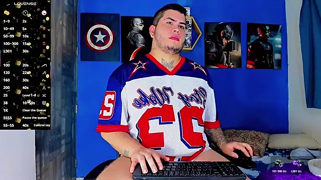 Snapshot of Thomas_chubbyxhot chatting on 04/11/26, 12:59 Thomas chubbyxhot online show from 04/11/26, 12:59