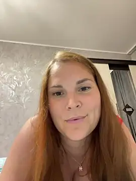 Snapshot of Ellis_Foxy chatting on 07/16/26, 09:21 Ellis Foxy online show from 07/16/26, 09:21