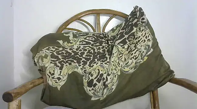 Snapshot of blackpanther_777 chatting on 02/19/25, 03:27 blackpanther 777 online show from 02/19/25, 03:27