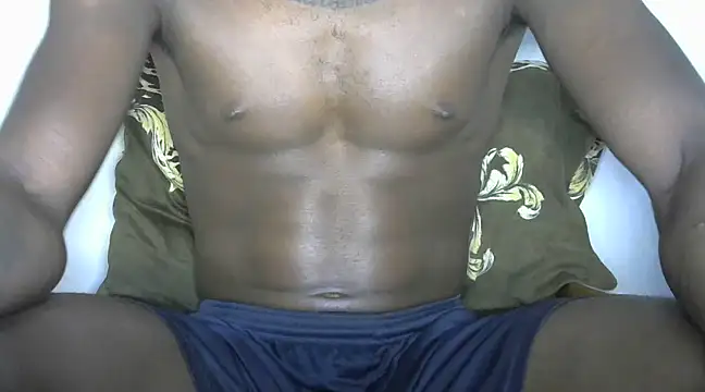 Snapshot of blackpanther_777 chatting on 02/24/25, 08:36 blackpanther 777 online show from 02/24/25, 08:36