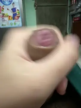 Snapshot of Enda_21 chatting on 12/20/25, 06:42 Enda 21 online show from 12/20/25, 06:42