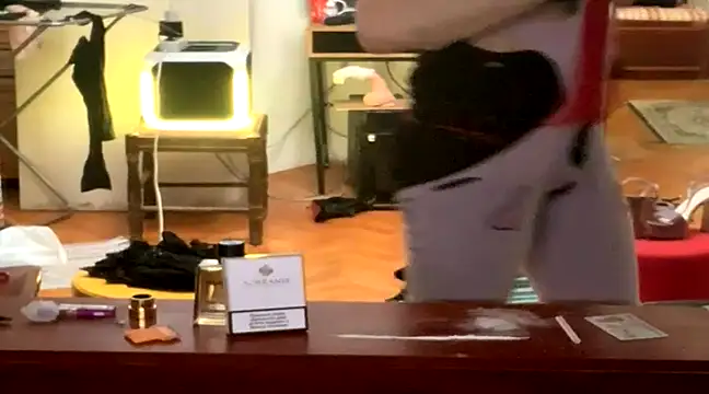 Snapshot of WildzMareNextLevel chatting on 01/04/25, 12:59 WildzMareNextLevel online show from 01/04/25, 12:59