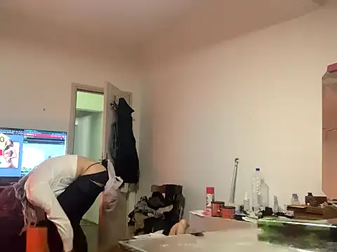 Snapshot of WildzMareNextLevel chatting on 01/08/25, 10:16 WildzMareNextLevel online show from 01/08/25, 10:16